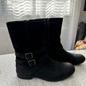 Ugg Lorna Black Buckle Boots - womans